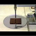 Hot-air heating of the chocolate bar