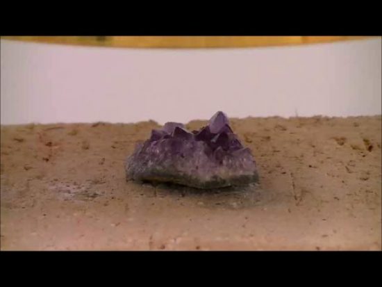 Heating, melting and vitrification of rocks series 30 - Amethyst